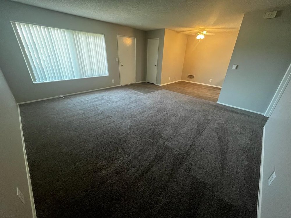 THE LAMPLIGHTER APARTMENTS Updated September 2024 16 Photos & 11