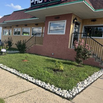 Pho Philly - Beautiful decor inside and out - Noodles Near Me - Tinicum Township, Pennsylvania