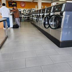 Laundry Day is the best laundromat that I have every been to.