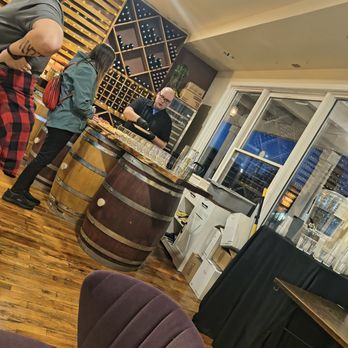 Sheehan Winery Old Town Tasting Room - Wine Tasting Room Near Me - Albuquerque, New Mexico