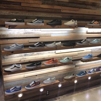 Neo39 - Shoe Stores Near Me - Pasadena, California