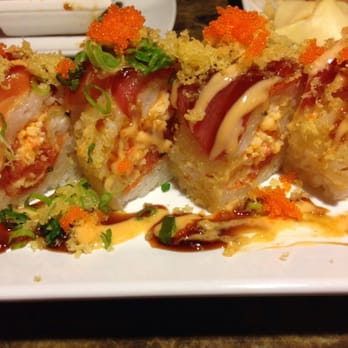 Sumo Sushi - Crunch mania roll - Sushi Bars Near Me - Camarillo, California Sumo Sushi - Crunch mania roll - Sushi Bars Near Me - Camarillo, California