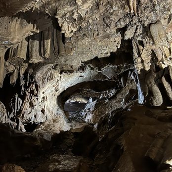 Lake Shasta Caverns - Landmarks & Historical Buildings Near Me - Lakehead, California