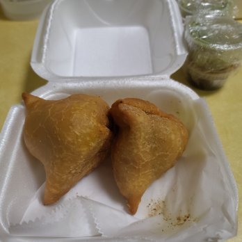 Amber Indian Restaurant - Saturday March 26, 2022
Vegetable Samosa - Indian Near Me - Carmel, Indiana Amber Indian Restaurant - Saturday March 26, 2022
Vegetable Samosa - Indian Near Me - Carmel, Indiana