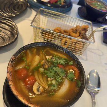 Lemongrass Sushi and Thai - Thai Near Me - Murfreesboro, Tennessee