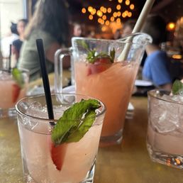 Strawberry mint sangria (seasonal)