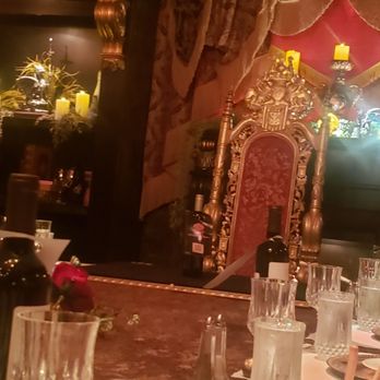 Mystique Dining - Excellent Experience from the welcome greeting to Mr Tovar Magic Act. - Dinner Theater Near Me - Folsom, California