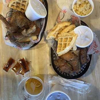 Eugene's Hot Chicken - Food Trucks Near Me - Birmingham, Alabama Eugene's Hot Chicken - Food Trucks Near Me - Birmingham, Alabama