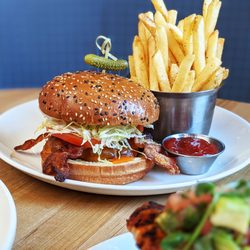 Moxies Saskatoon Restaurant