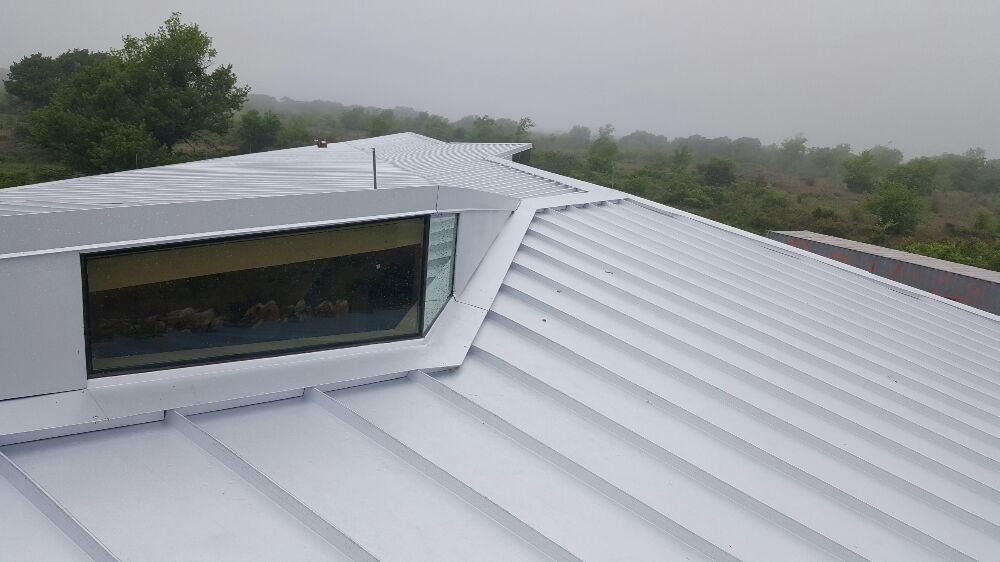 Slide of R&L Roofing Specialties