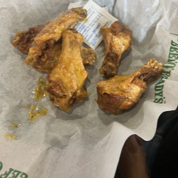 Beef 'O' Brady's - Chicken wings - American Near Me - Apopka, Florida