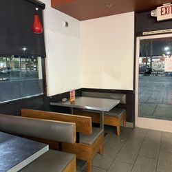 No 1 Boba Tea - Seating area