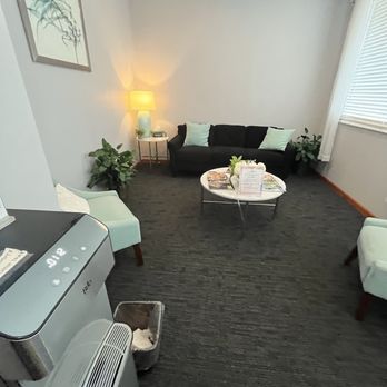 Pure Harmony Day Spa - Waiting room - Massage Near Me - Des Peres, Missouri Pure Harmony Day Spa - Waiting room - Massage Near Me - Des Peres, Missouri