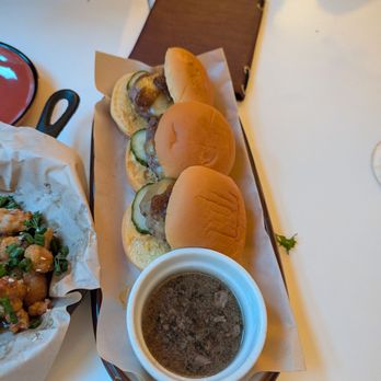 The Red Stache - Sliders, mediocre - Bars Near Me - New York, New York