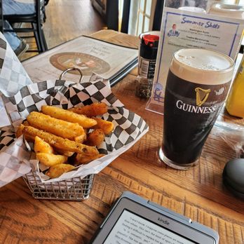 Brady’s - Happy Hour fries and a Guinness - Comfort Food Near Me - Boothbay Harbor, Maine