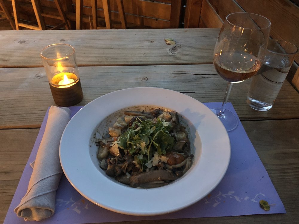 Sorensen's Country Cafe Logo