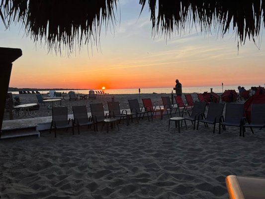 Marge's Lakeside Inn by null