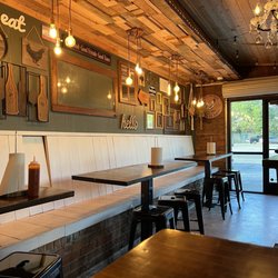 Cajun Craft - Seating Area