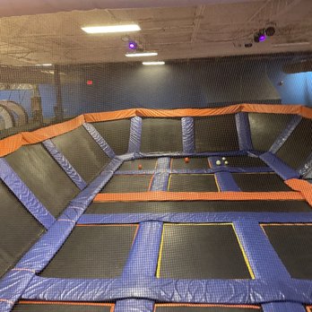 Sky Zone Trampoline Park - Trampoline Parks Near Me - Columbia, Maryland