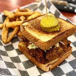 Shore Points Coastal BBQ - Pulled Carolina Pork Sandwich