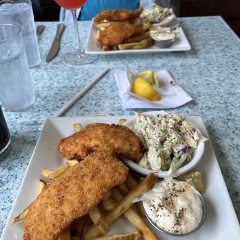 Doc's Marina Grill - American Near Me - Bainbridge Island, Washington Doc's Marina Grill - American Near Me - Bainbridge Island, Washington