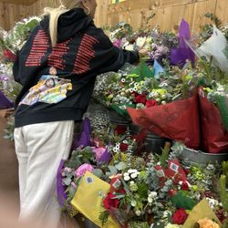 Anita K Gregory MD - Picking out Flowers for Dr. Gregory at Trader Joe's.