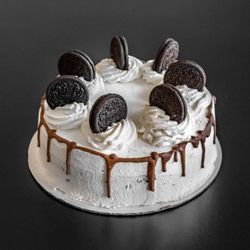 Churned Creamery Lake Forest - Oreo Ice-cream Cakes