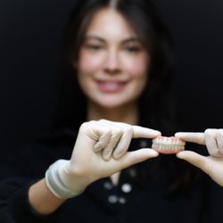 Smile Now Portland Dentures and Implants