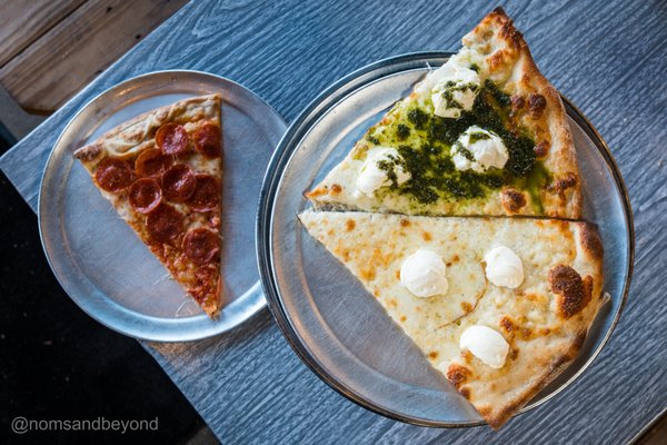 Vito's Pizza by null