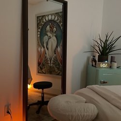 Indigo Moon Massage
