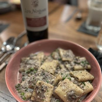 Sorella's - Italian Near Me - Virginia Beach, Virginia Sorella's - Italian Near Me - Virginia Beach, Virginia