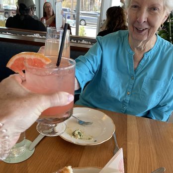 Pier 6 - My greyhound and mom's grapefruit mimosa. Cheers to mom & daughter brunch - Seafood Near Me - San Leon, Texas Pier 6 - My greyhound and mom's grapefruit mimosa. Cheers to mom & daughter brunch - Seafood Near Me - San Leon, Texas