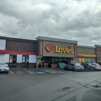Love's Travel Stop - Love's Travel Stop, Albany - Gas Stations Near Me - Albany, Oregon