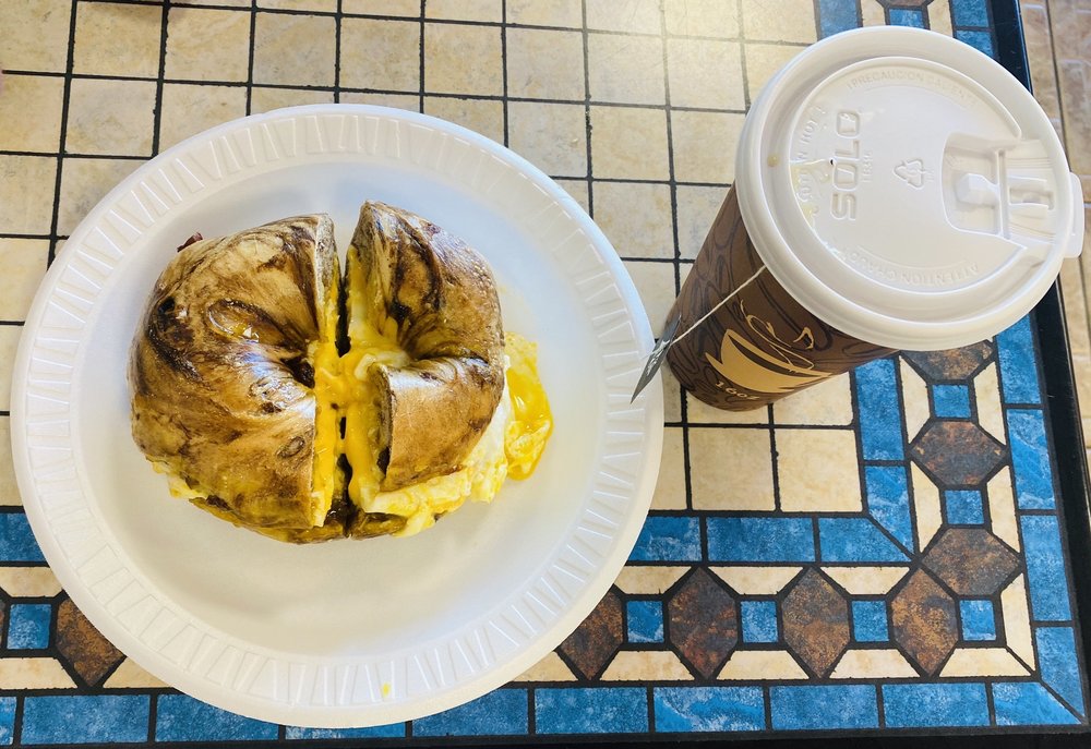 SUNRISE BAGEL Updated August 2024 14 Photos & 29 Reviews 2054