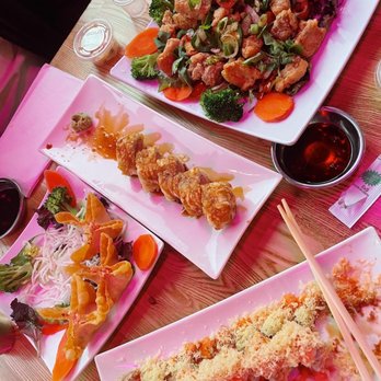 Roll Call - Sushi Bars Near Me - Los Angeles, California