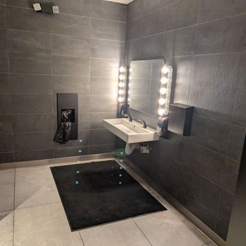 Finney's Crafthouse - Goleta - Bathroom - New American Near Me - Goleta, California Finney's Crafthouse - Goleta - Bathroom - New American Near Me - Goleta, California