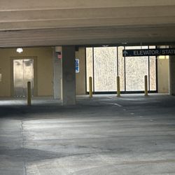 VRE Station - Burke Centre