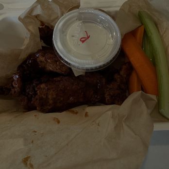Bambino's Wood Fired Kitchen - Boneless wings with honey bbq sauce were top notch and filling. - Salad Near Me - Scarborough, Maine Bambino's Wood Fired Kitchen - Boneless wings with honey bbq sauce were top notch and filling. - Salad Near Me - Scarborough, Maine