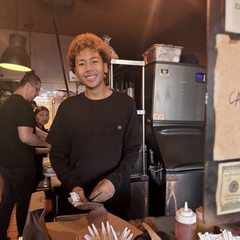 LA Brisket - The nice cashier - Sandwiches Near Me - Artesia, California LA Brisket - The nice cashier - Sandwiches Near Me - Artesia, California