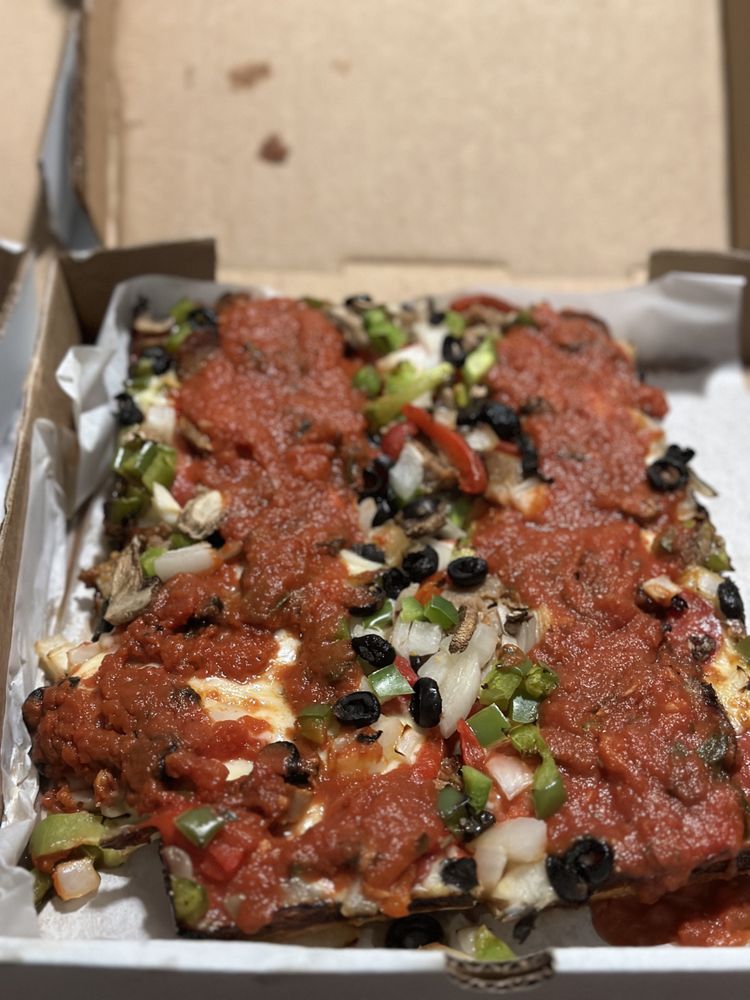 BAT CITY PIES Updated September 2024 73 Photos & 46 Reviews 1505 Town Creek Dr, Austin