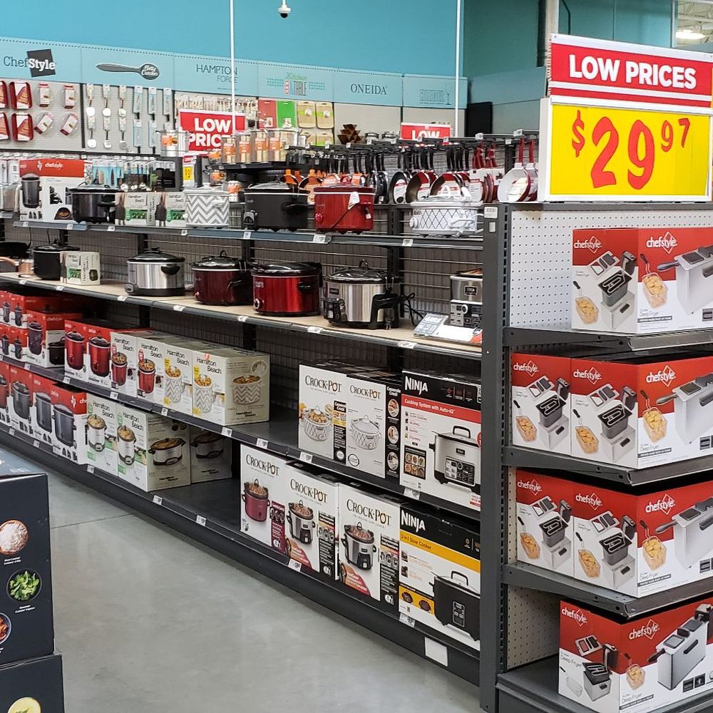 H-E-B plus! - Kitchen Appliances!!! Never seen this area before... but I dont have a H-E-B in my city! - Drugstores Near Me - Waco, Texas