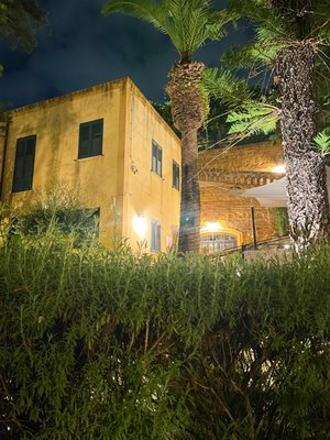 Aguglia Persa - cucina Siciliana alla brace - by null