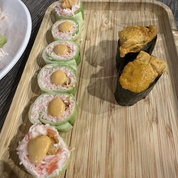Hibiki Sushi - Deep Ellum - Johnny roll and Uni sushi - Sushi Bars Near Me - Dallas, Texas