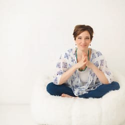 Stacy Wooster - Stacy Wooster Massage & Yoga Therapy Astrology Reading Classes & Retreats