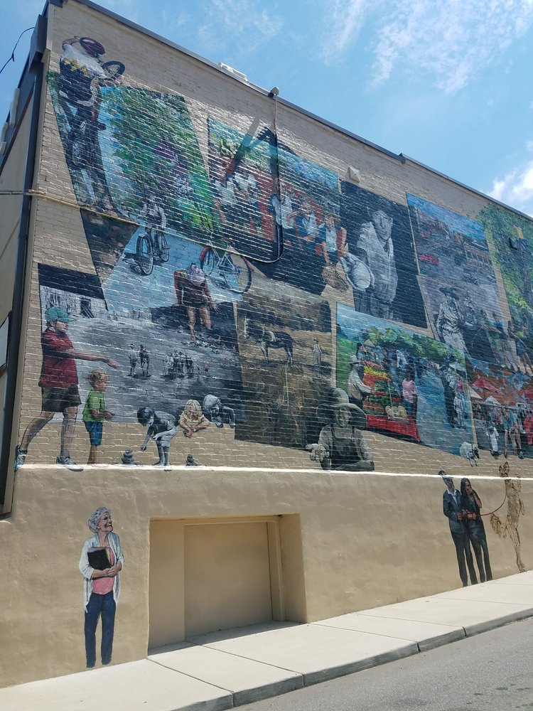 WOODSTOCK WALL MURAL Updated June 2024 8612 Main St, Woodstock