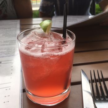 BRU Burger Bar - Fort Mitchell - Peach margarita - New American Near Me - Fort Mitchell, Kentucky BRU Burger Bar - Fort Mitchell - Peach margarita - New American Near Me - Fort Mitchell, Kentucky