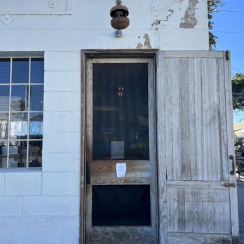 Gjusta - Front entrance - Bakeries Near Me - Venice, California Gjusta - Front entrance - Bakeries Near Me - Venice, California