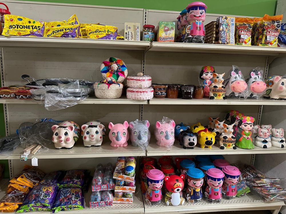 Tienda Latina y Taquería S&D