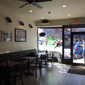 Krave It Pizza & Sandwich Joint - Inside - Sandwiches Near Me - Bayside, New York