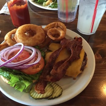 Loading Chute - BBQ Bacon Cheeseburger with rings - American Near Me - Creston, California